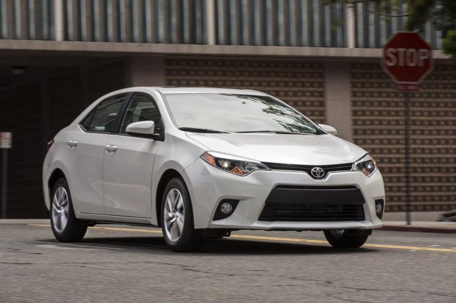  Toyota Corolla 2014 года  (фото 124 из 212)